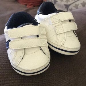 Infant sneakers